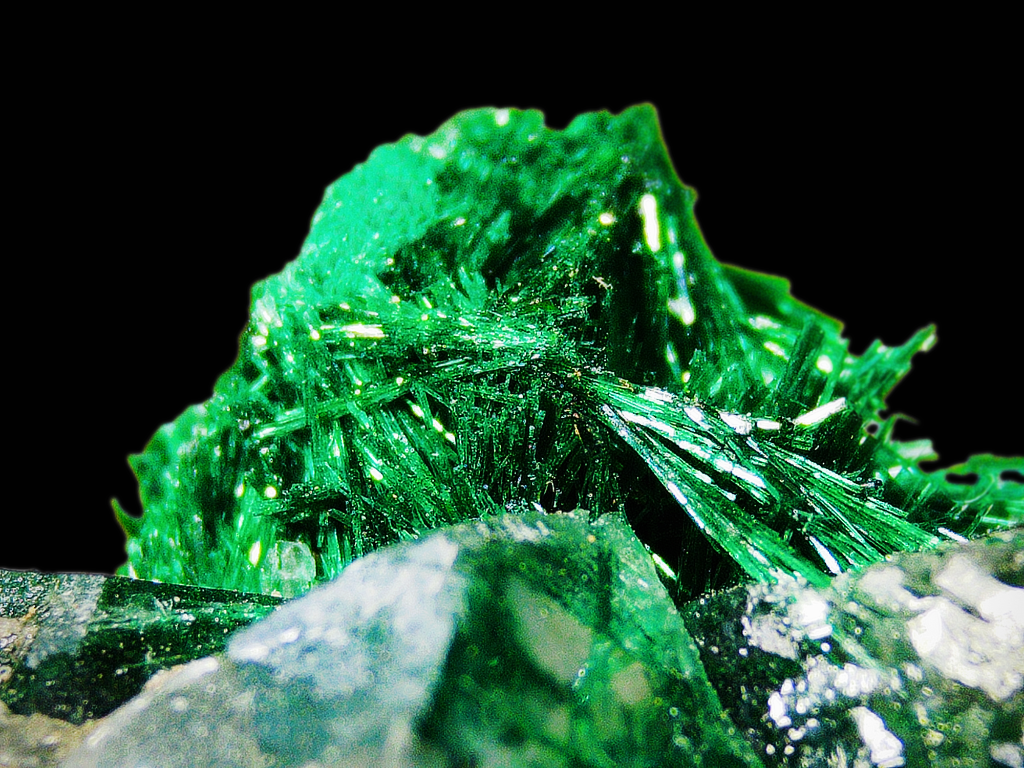 Dioptase with Malachite on Quartz Matrix - Kaokoveld, Namibia