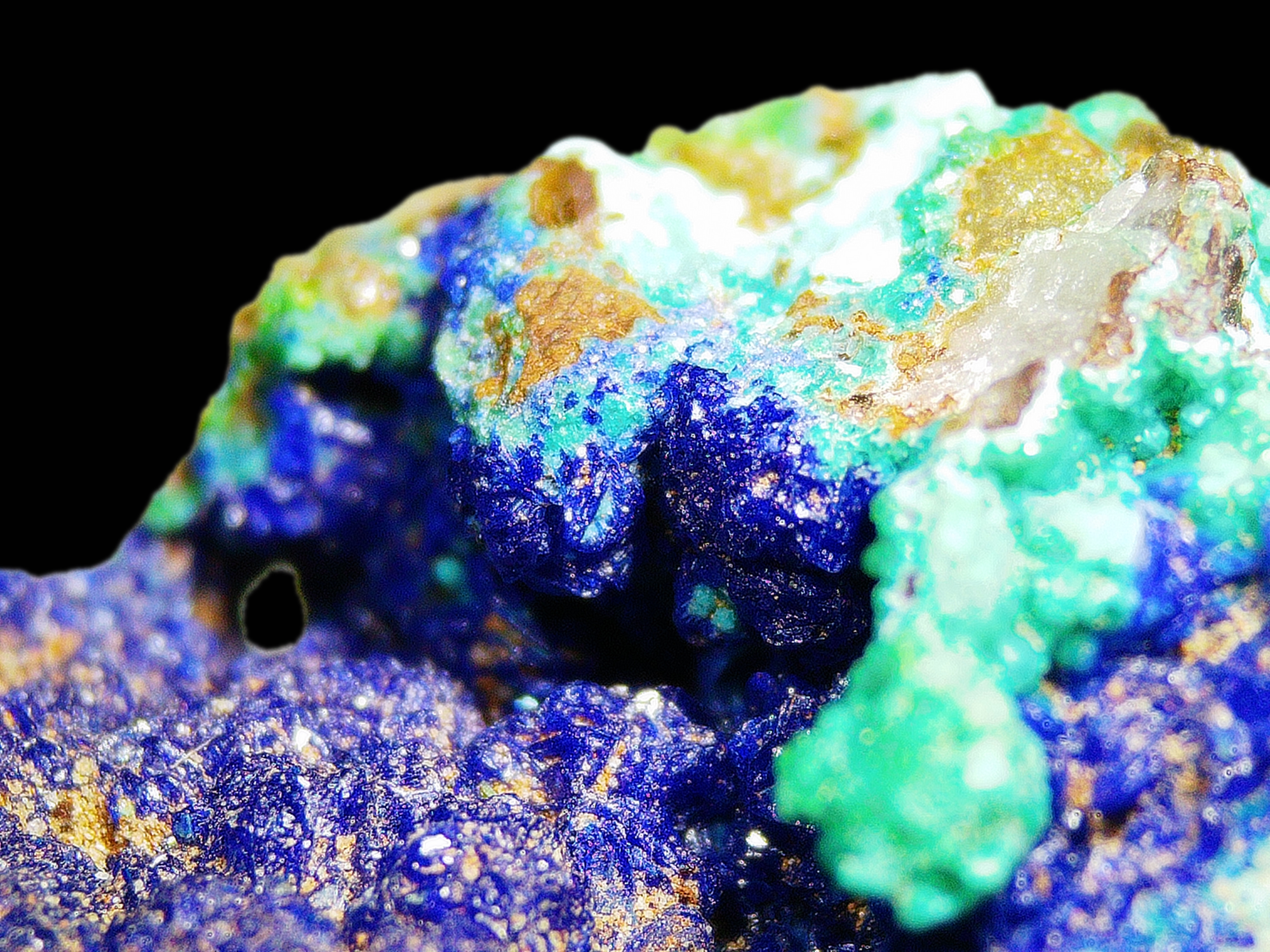 Azurite–Chrysocolla–Malachite on Quartz Matrix - Kaokoveld, Namibia